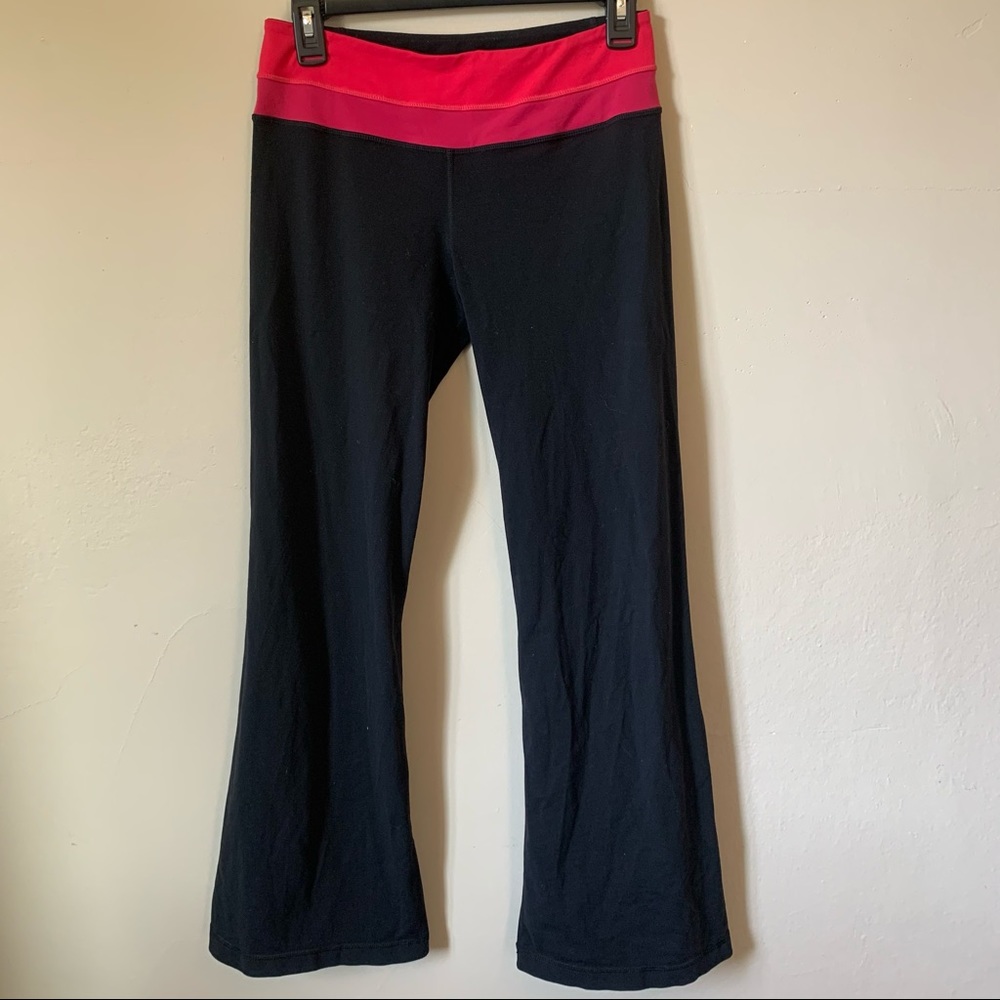 Lululemon Flare Groove Yoga Pants Size 6